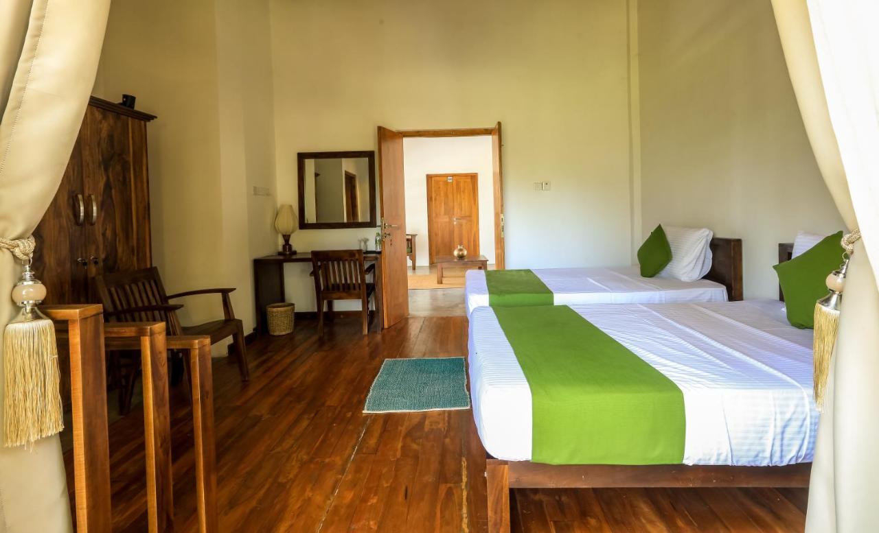 Hotel Kayjay Palms Passikudah Exterior foto