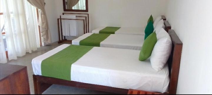 Hotel Kayjay Palms Passikudah Exterior foto